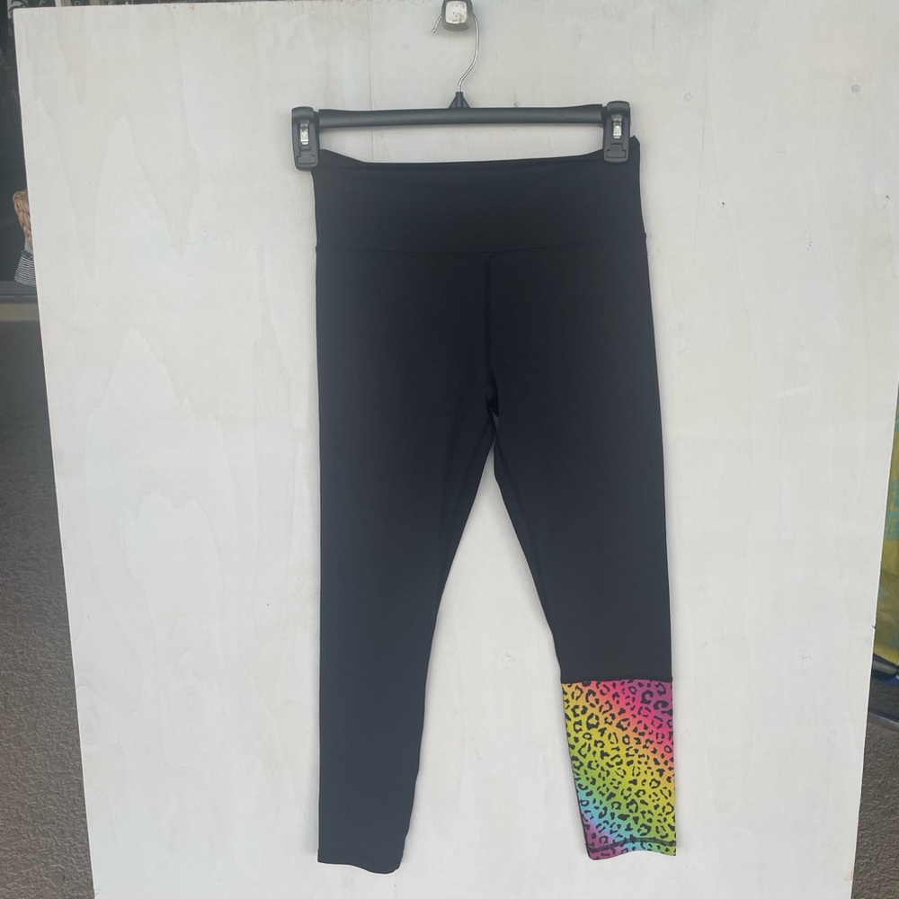 ZYIA Active 6-8 Black Leggings with Colorful Leopard Accent
